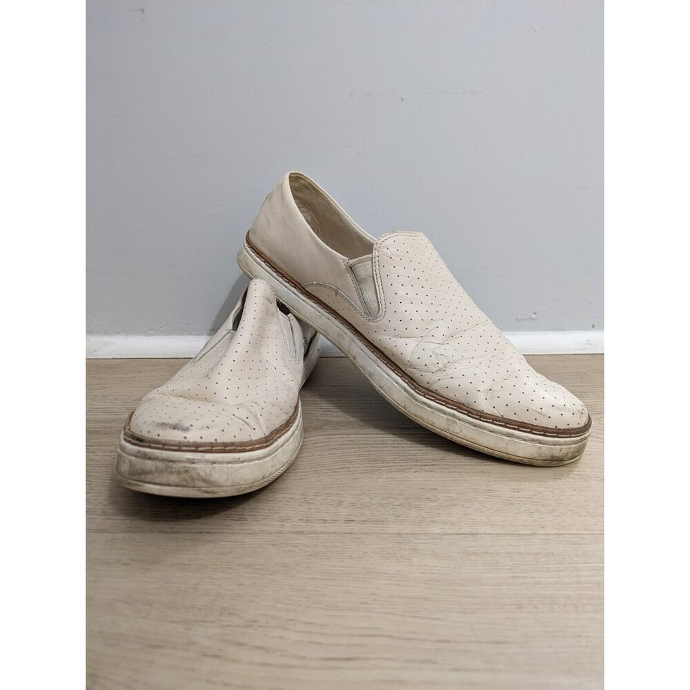 UGG Women's Size 9.5 PERF Sneaker Slip-on WHITE Leather Comfort‎